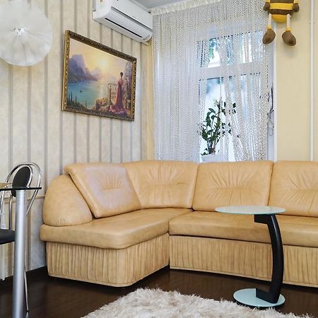 Apartment Akropol On Suvorova Street Rostov-on-Don Ngoại thất bức ảnh